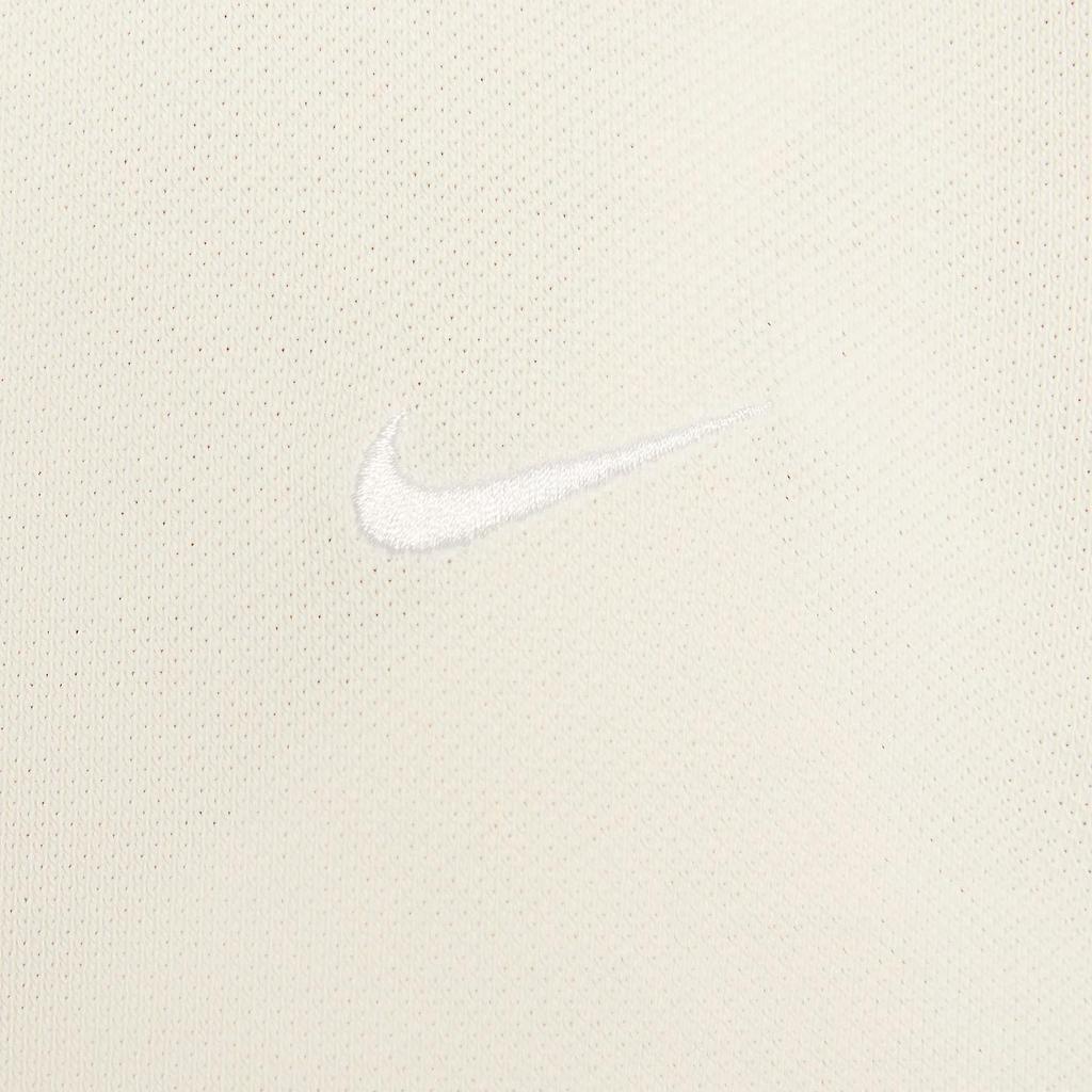 New Nike Sportswear T Shirt Women's IB2154-133