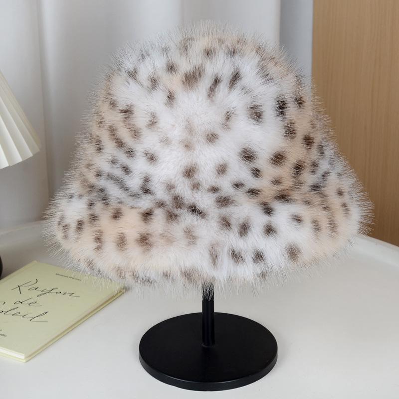 Женская панама из искусственного меха с леопардовым принтом – Осенне-зимний стиль, Теплый плюш, Ретро-дизайн, Подчеркивающая контур лица.