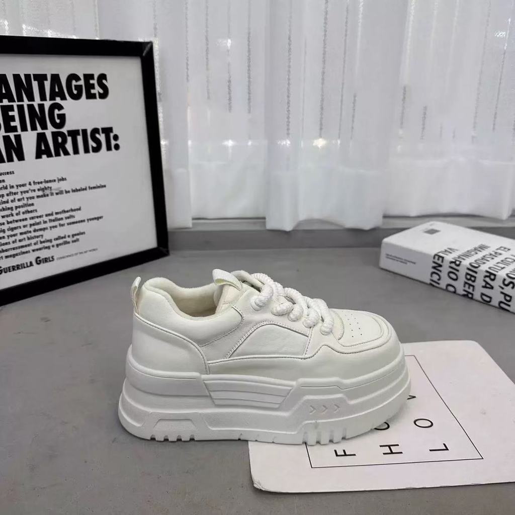 Womens Platform Sneakers With Foam Sole And Elevating Heel For Casual Daily Wear