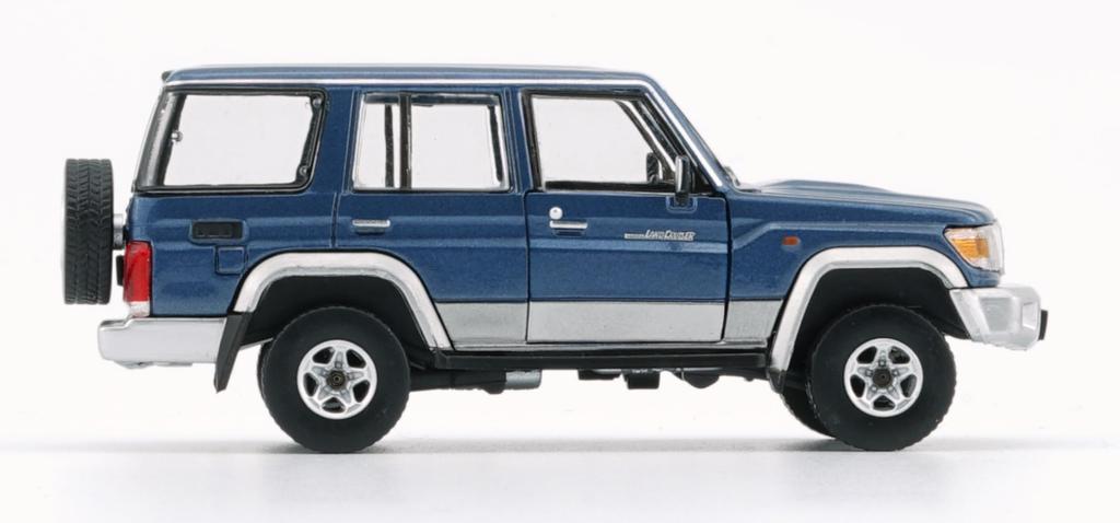 BM CREATIONS Toyota Land Cruiser LC76 Blue Finished Product 1/64 (RHD)
