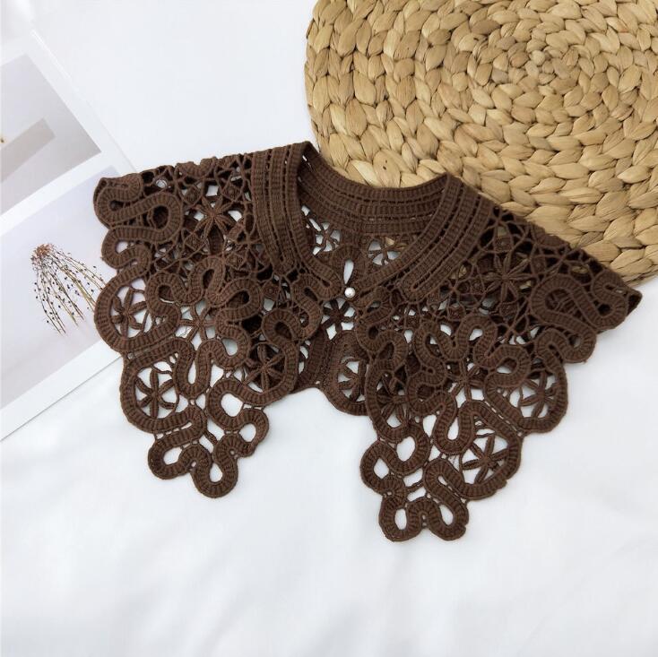 Vintage Shawl O-Neck Doll Fake Collar Shirt Women Hollow Crochet Lace False Collar Detachable Woman Half Shirt Faux Col