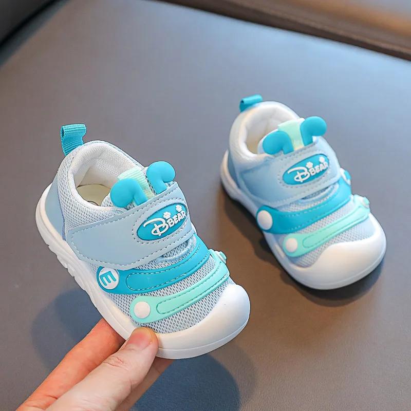 Мода 2024 года для мальчиков и девочек, летняя сетчатая дышащая нескользящая обувь для ходьбы, детские легкие сандалии унисекс для детей 0-3 лет, первая обувь