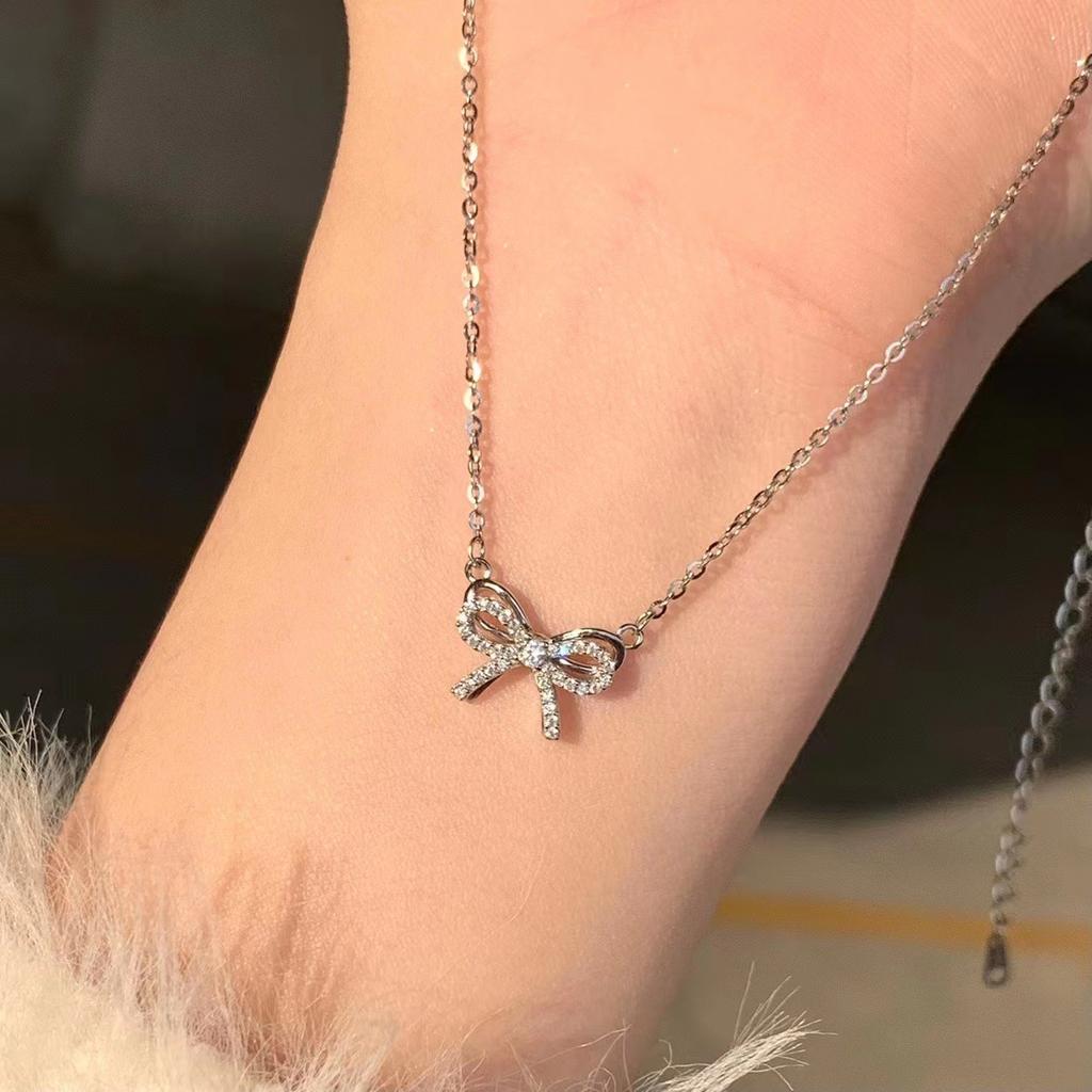 Ожерелье-бант, легкая роскошная нишевая дизайнерская цепочка на ключицу, новогодняя, женская, высокого класса