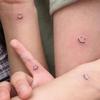 Высококачественная темная личность доминирующие кончики пальцев тыльная сторона ладони рука тату наклейка