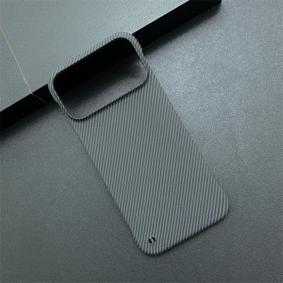 Безрамочный чехол для телефона с теплоотводом Для iPhone 17 16 15 14 13 12 Pro Max Узор в полоску из углеродного волокна Отверстие для ремешка