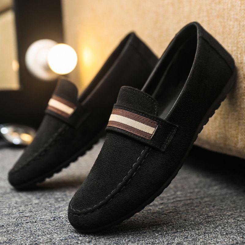 Casual Shoes for Men British Style Wear to Work Round Toe Sneakers Slip-on Soft Designer Luxury Low Price Breathable Man Shoe