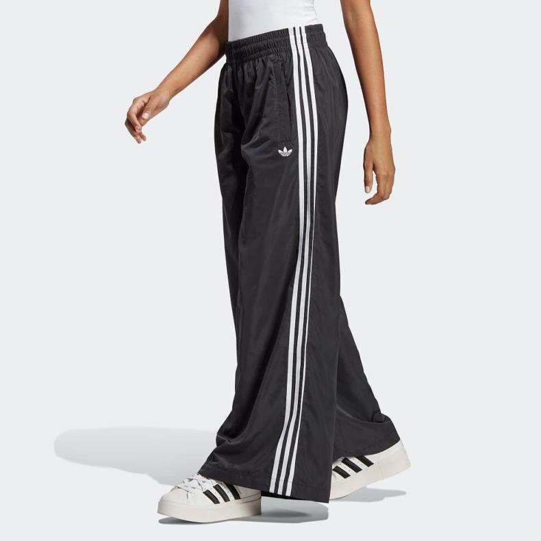 adidas Женские спортивные штаны Originals Adicolor Classics Oversized Черный IP7137