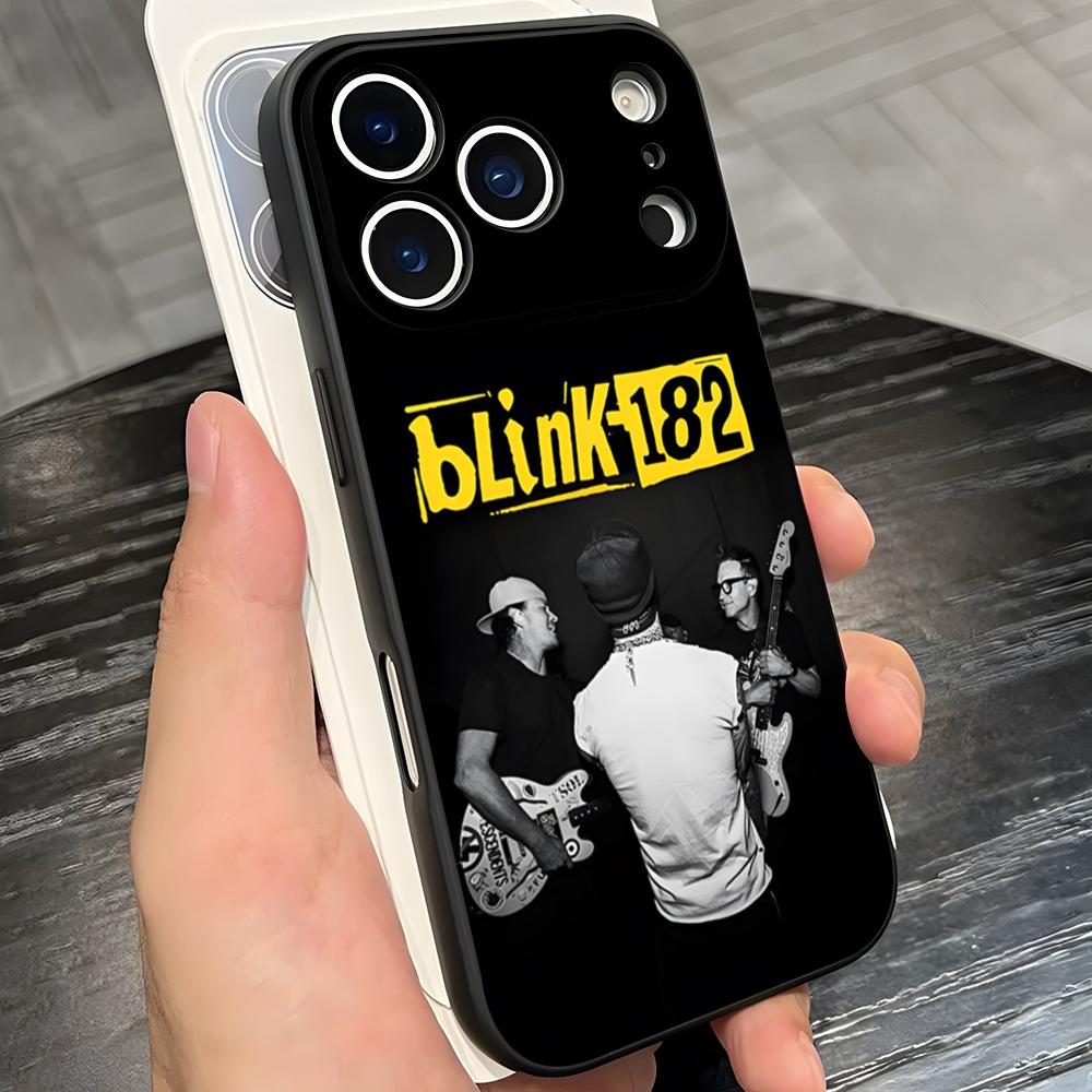 Blink-182band Phone Case For IPhone 17 Pro Max 16 15 14 Pro Max 13 11 X Xs Xr 8 7Plus Silicone Cover