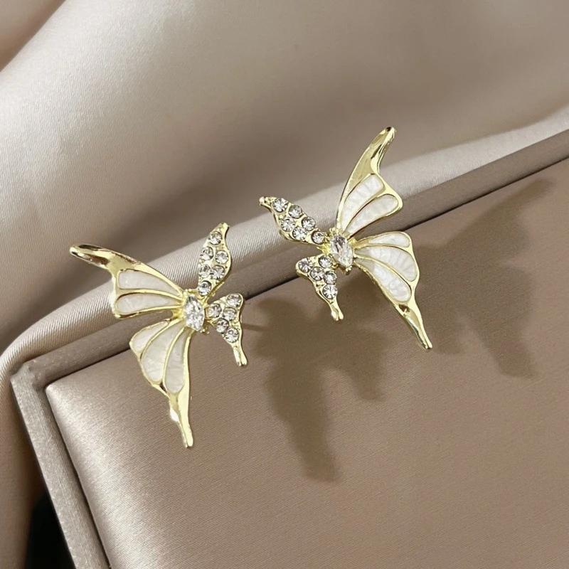 Enamel Butterfly White Color Animal Stud Earrings for Women New Trend Girl Korean Love Aesthetic Daily Life Minimalist Jewelry