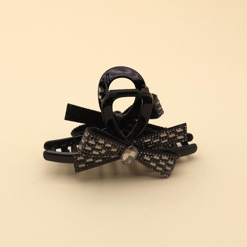 Зажим-краб для волос с бриллиантовым бантом в корейском стиле - тренд на аксессуары для волос высокого класса