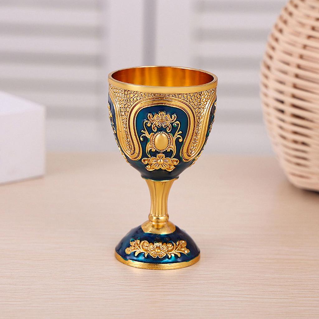 Vintage Goblet Renaissance Royal Chalice Communion for Church Holy Goblet Zinc Alloy Drinking Vessels for Weddings Ceremonies