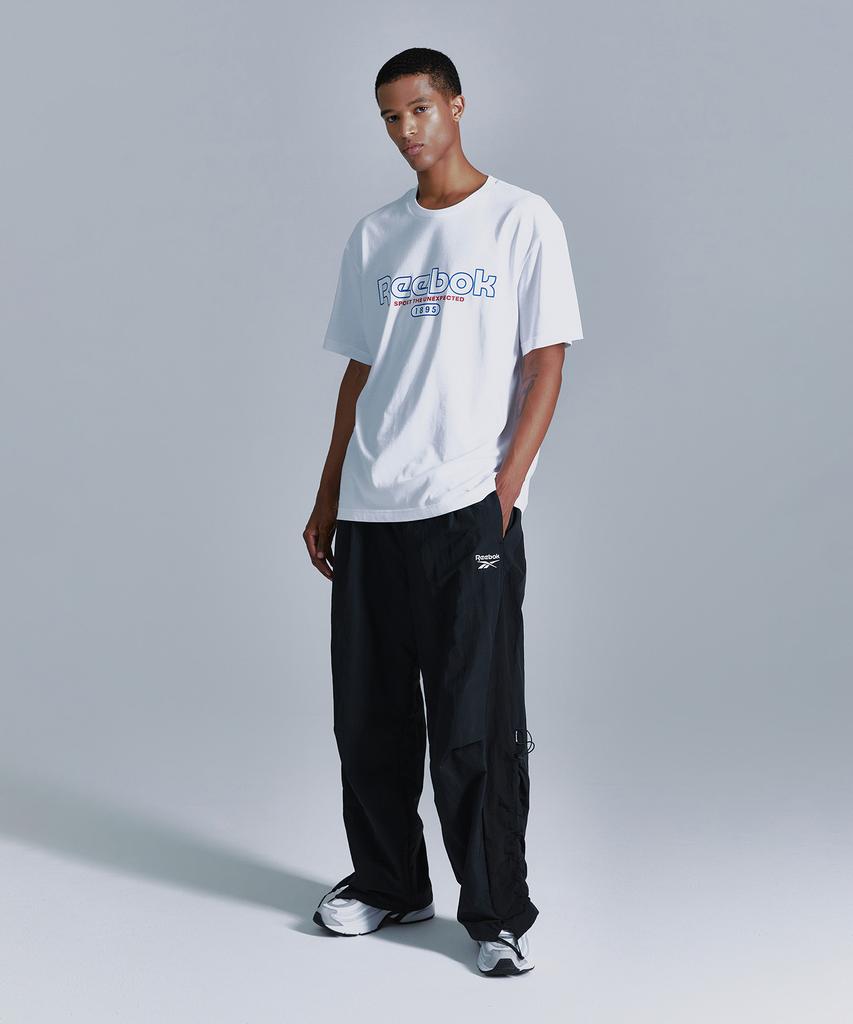 Reebok Базовая графическая футболка - Белая