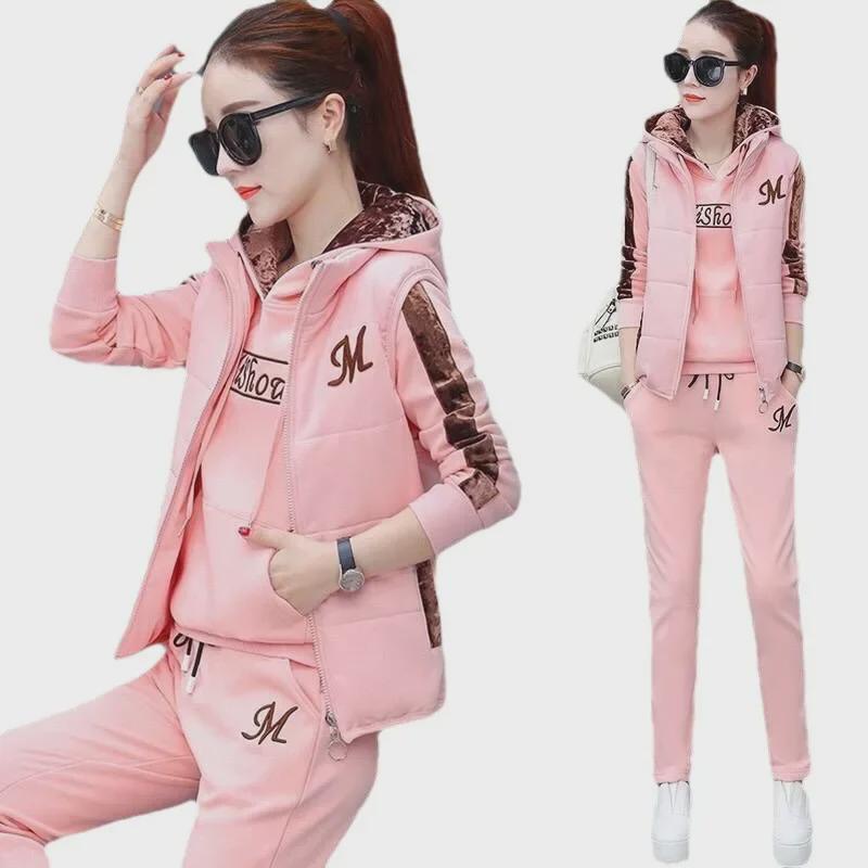 Женская спортивная одежда больших размеров из бархата: Утолщенный костюм-тройка для повседневной моды осень/зима 2023