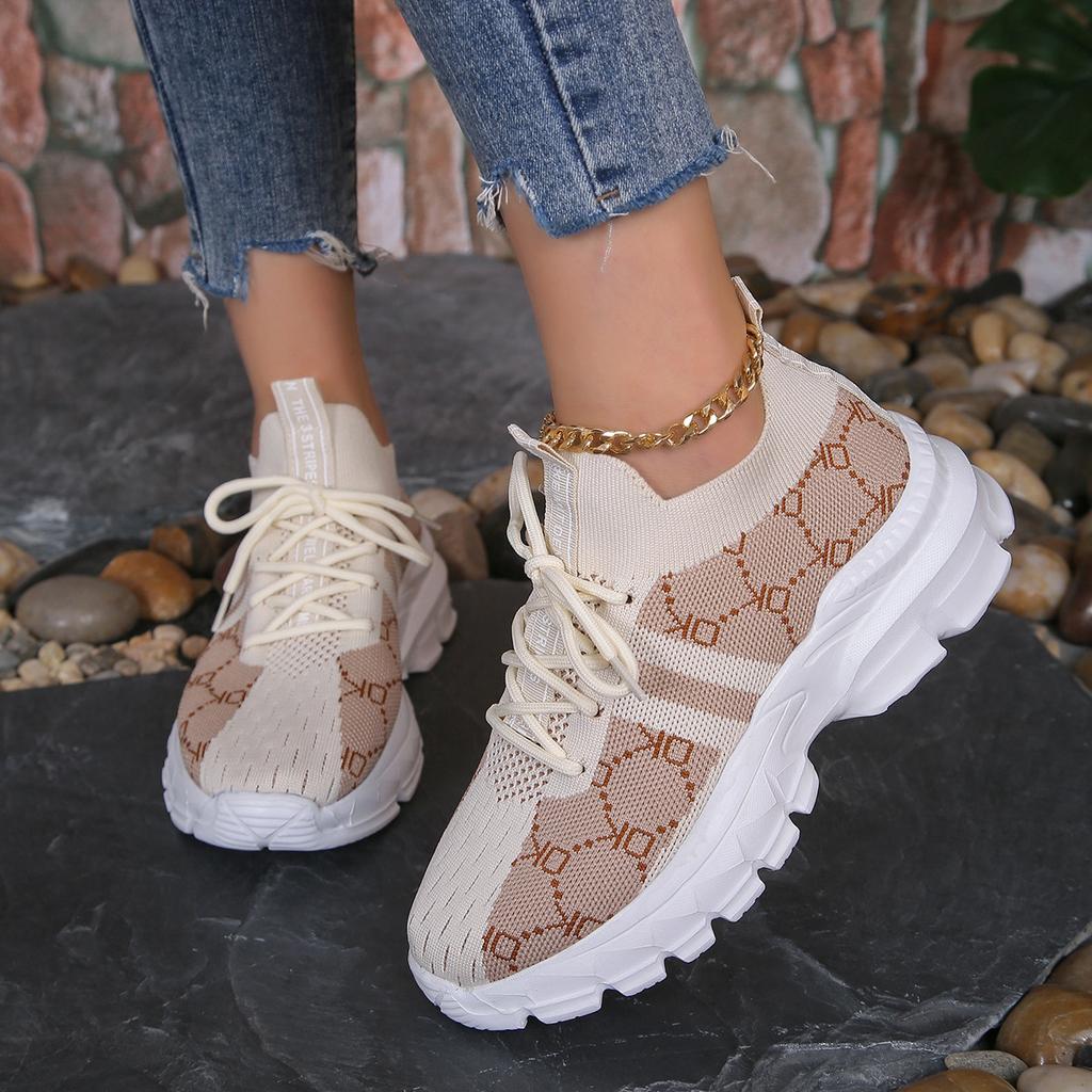 European and American Casual Shoes 2024 New Mesh Lacing Thick Sole Sports Shoes Vulcanized Large Sizes 35-42 Platform Sneakers