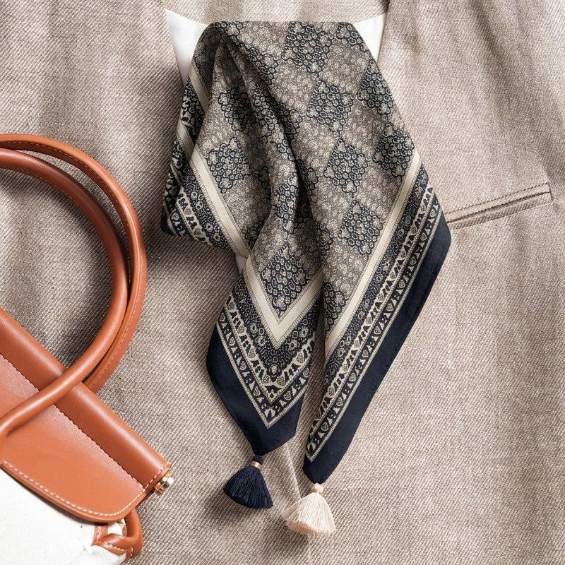 Coffee Horse 71 Premium Cotton and Linen Small Square Scarf Women's Retro Velvet Neck Small Silk Scarf Thin Scarf