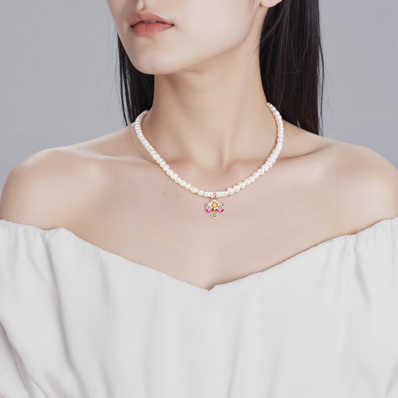 Swarovski Кристальный колье Idyllia с цветочным декором для мужчин и женщин, парная версия, розовый 5725739