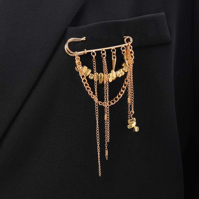 Fashion Metal CCB Tassel Chain Brooch for Women Gothic Silver Color Irregular Handmade Beaded Chain Pin Brooch Jewelry Accessory