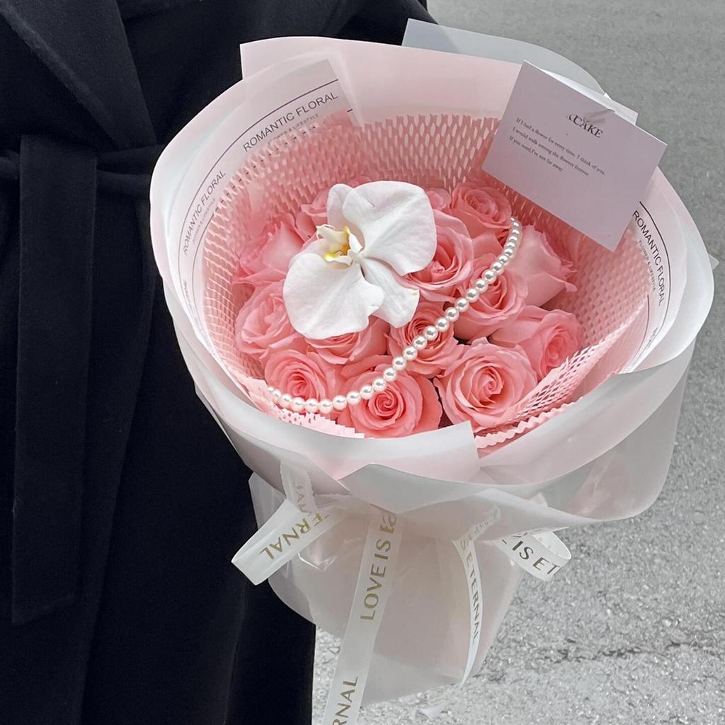 Букет "Личи Микс" с мылом-вечным цветком для девушки или лучшей подруги - Идеальный подарок на день рождения