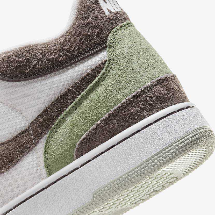 FN0648-300 Nike Attack Масляно-зеленый и Железно-серый (Мужской)