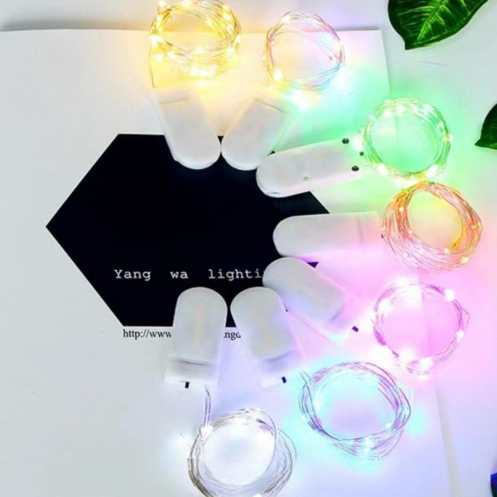 Чжоу Пэйси Молочно-белый U-образный бокс для батареек-таблеток с проводами и выключателем для гирлянд