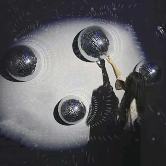 Серебряный цвет, подвесные зеркальные шары с отверстиями, разные размеры, светоотражающие шары, украшения для рождественской елки, украшение для дома