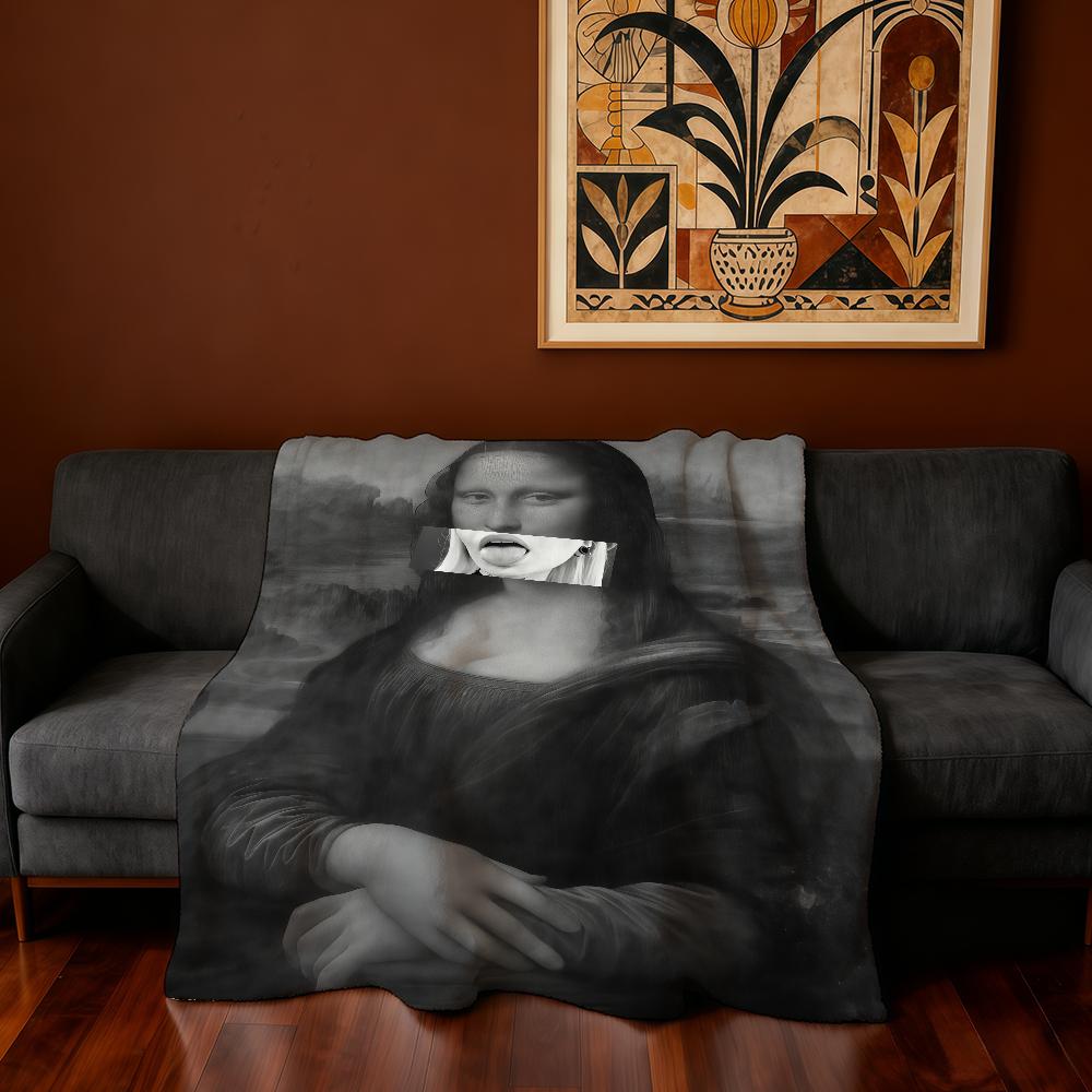 Mona Lisa Smile Art Funny Blanket Super Warm Comfortable Plush Throw Blanket Child Home Sofa Bedroom Gift