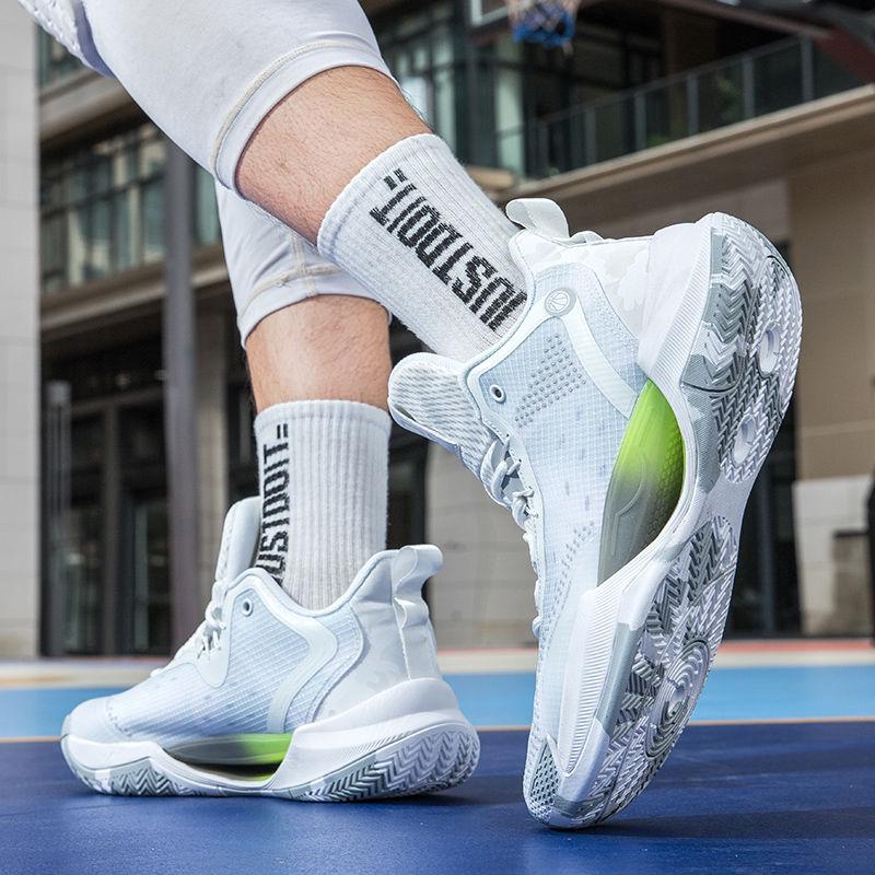 Осенние Нескользящие Амортизирующие Легкие Баскетбольные Кроссовки - Износостойкие и Дышащие, Универсальные для Студентов со Светящейся Деталью