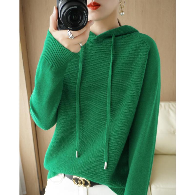 2025 Autumn/Winter Women's Hooded Knit Sweater - Long Sleeve, Solid Color, Loose Fit, Versatile Commuting Style
