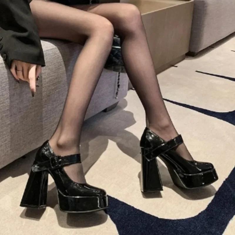 Модная обувь для женщин 2024 года, модные женские туфли-лодочки с квадратным носком, осенние туфли Мэри Джейн с мелкой пряжкой, однотонные туфли для вечеринок на массивном каблуке
