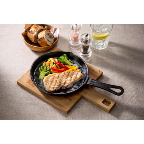 Ishigaki Industrial Ishigaki Skillet Grill Pan, Cast Iron, 18cm, Gas/IH Compatible, Wave-Shaped Design for Draining Excess Oil