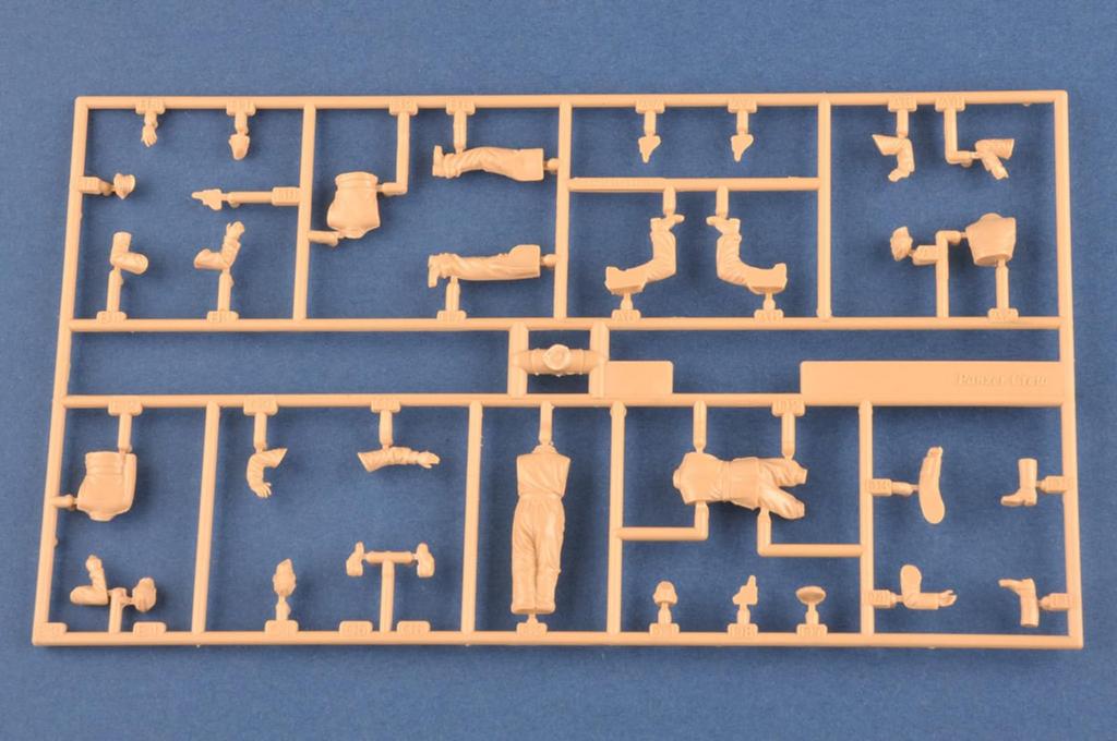 Hobby Boss 1/35 Серия Боевые машины Набор немецкого танкового экипажа, Нормандия 1944 Пластиковый набор 84401