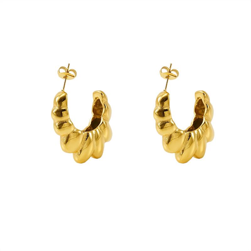 Преувеличенные серьги-пусеты из нержавеющей стали в форме круассана - Нишевые женские украшения для ушей высокого класса.