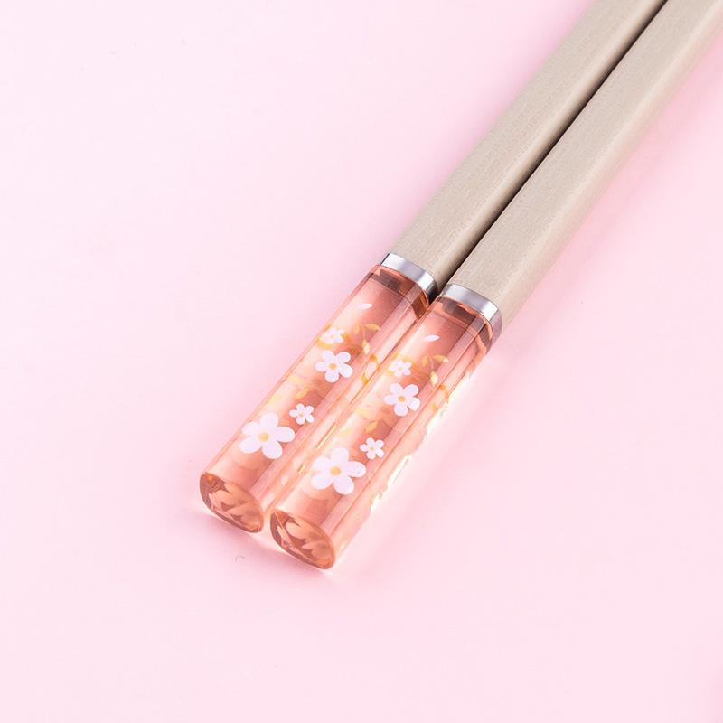 5 Pairs High Temperature Resistant Non-slip Japanese Sakura Chopsticks Household Reusable for Sushi Hashi Food Sticks Tableware