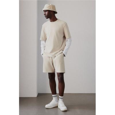 Спортивные шорты HM Regular Fit светло-бежевого цвета