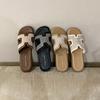 Французский темперамент, римские шлепанцы на плоской подошве, женская летняя обувь 2025, новые однословные шлепанцы, приморская повседневная ленивая обувь
