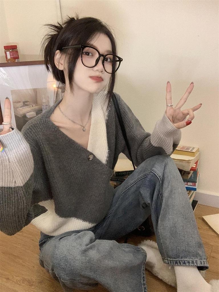 Винтажный женский свитер с V-образным вырезом и цветными блоками - Осень/Зима, корейский стиль, повседневный приталенный крой с диагональной застежкой на пуговицы