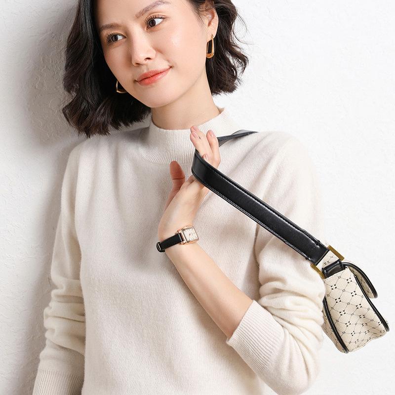 2024 Новый женский корейский стиль с полувысоким воротником и длинными рукавами, однотонный свитер, пуловер