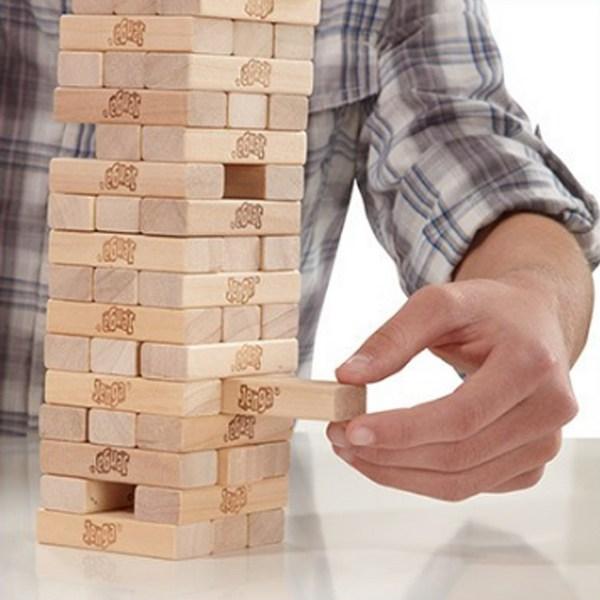 Цилиндр Hasbro Game Jenga, разные цвета