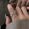 Retro Elegant Flower Ring Exaggerated Daisy Adjustable Ring New Open Rings  For Women Gift