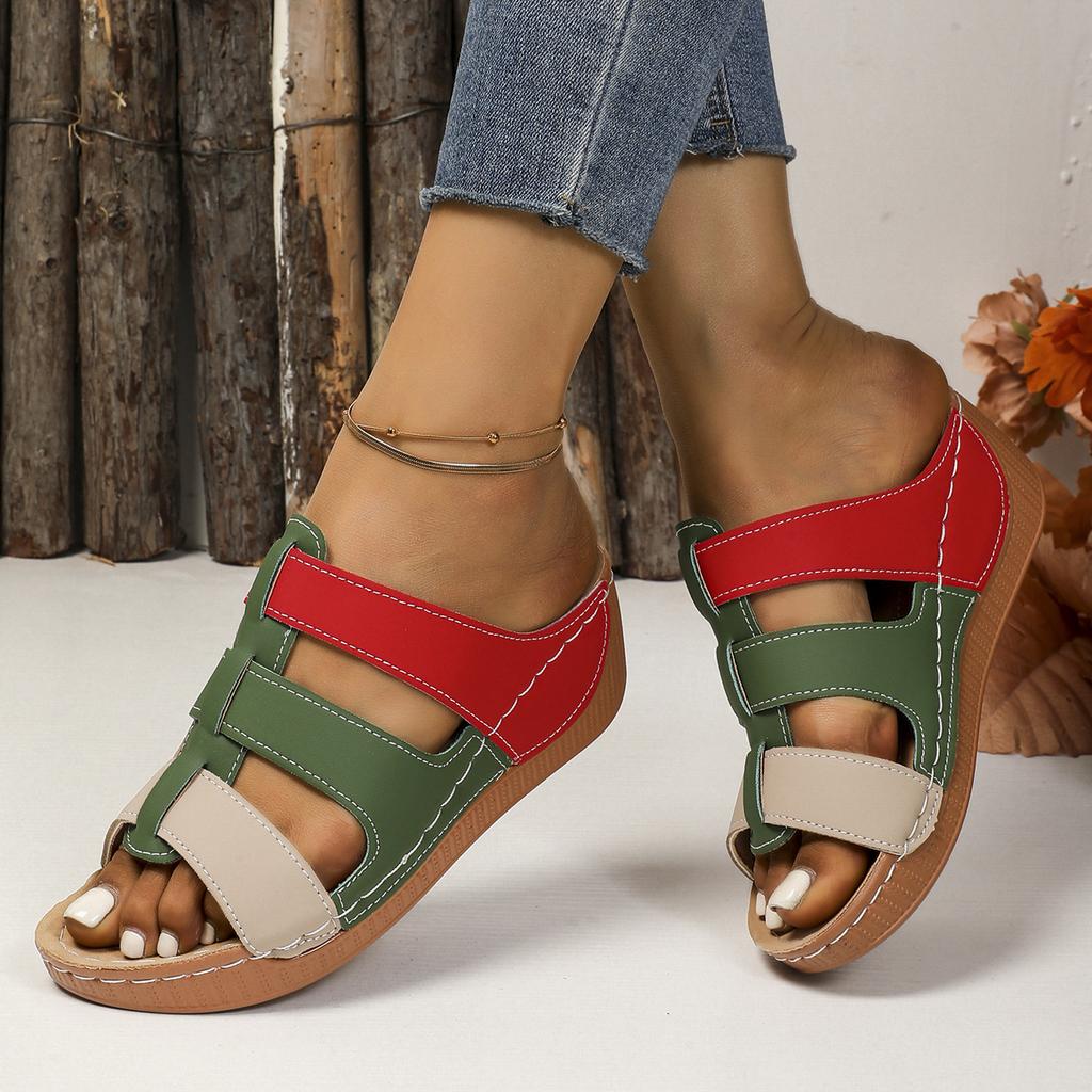 Мода 2025 Женская обувь Слипоны на танкетке Женские Повседневные Римские сандалии Женские Смешанные цвета Обувь с открытым носком Женские Летние Сандалии на платформе