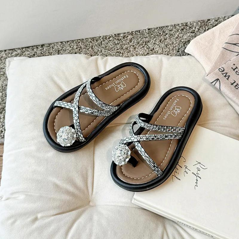 Детские тапочки с оттягивающимся носком для девочек, летняя пляжная обувь для принцессы на отдыхе, детские сандалии с кристаллами, элегантная мода