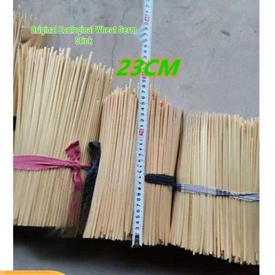 Экологически чистые оригинальные стебли пшеничной соломы