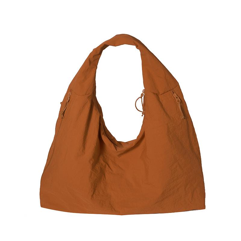 Korean Version of Fashion Nylon Messenger Bag 2025 New Simple Casual Dumpling Bag Large Capacity Versatile Girl Shoulder Bag