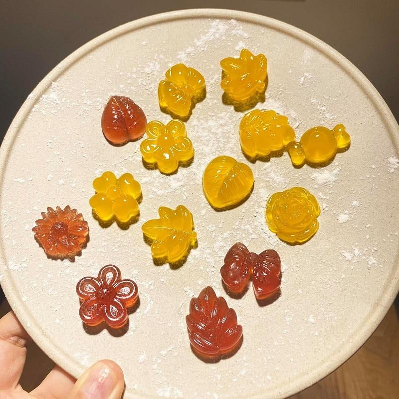 KuviKoo™ Silicone Baking Molds Set - Flowers, Leaves, Candy, Bow Shapes for Chocolate, Gummies, Ice Decoration, Food Safe Material, Easy to Clean