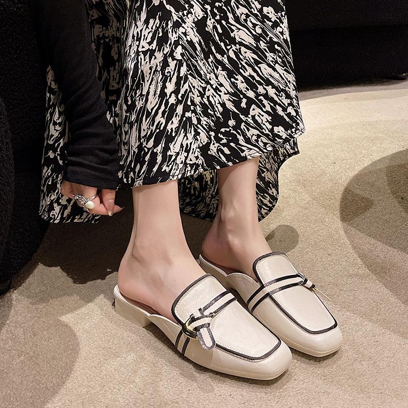 Туфли мягкие женские тапочки и сандалии женские мюли шлепанцы белые лето 2024 года на открытом воздухе низкий каблук корейский стиль тренд повседневный оригинальный