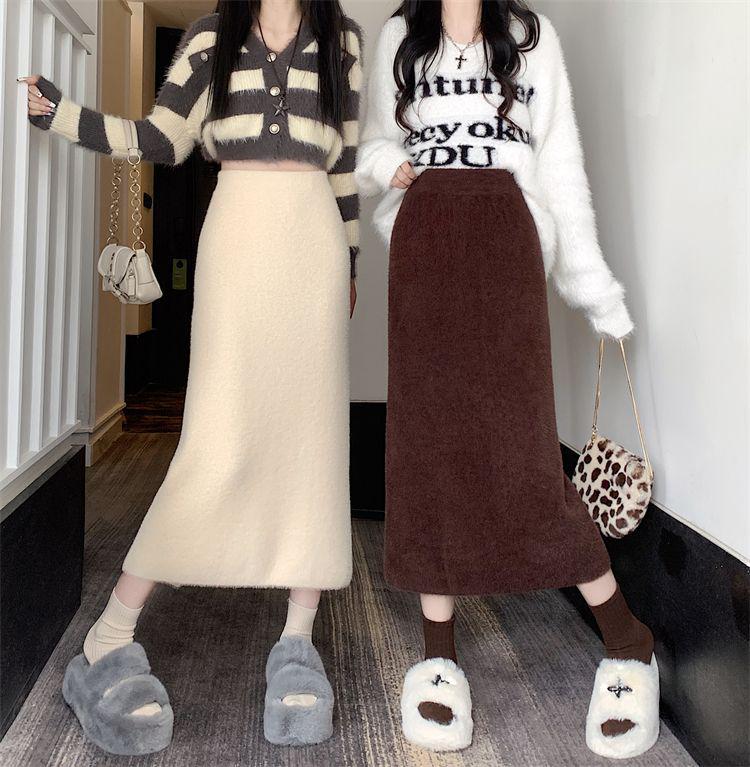 Женская эластичная юбка миди А-силуэта из плюша под норку для осени и зимы