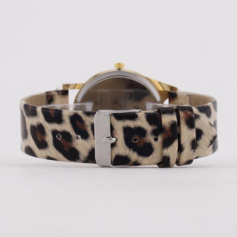 Cartoon Cute Bearded Glasses Kitten Women Quartz Wristwatch Leather Strap Ladies Fashion Watch Casual Female Watches Girl Gifts