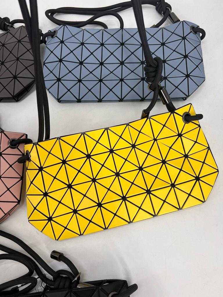 Japan Style Geometric Argyle Tofu Shoulder Crossbody Bag - Women's Fashion Drawstring Bucket Handbag