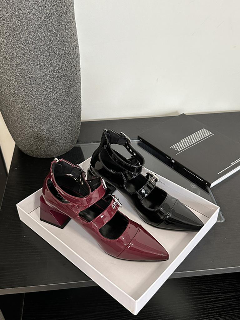 Fashion Women Sandals Pointed Toe Fashion Sandals Boots Black Red Ankle Strap Thick High Heels Party Pumps Sexy Party Sandals Size 35-39