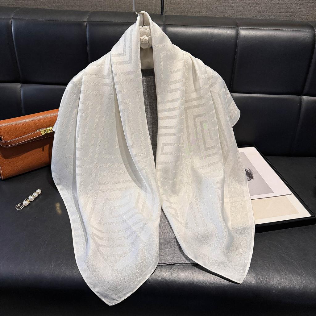 90 Модных квадратных платков, Свежие, Дышащие и Мягкие Литературные шелковые платки, Женские весенние и осенние модные универсальные декоративные платки